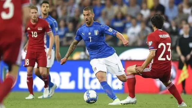 在面对对手 在面对对手